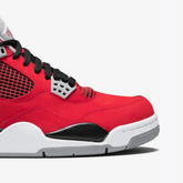 Air 4 Toro Bravo